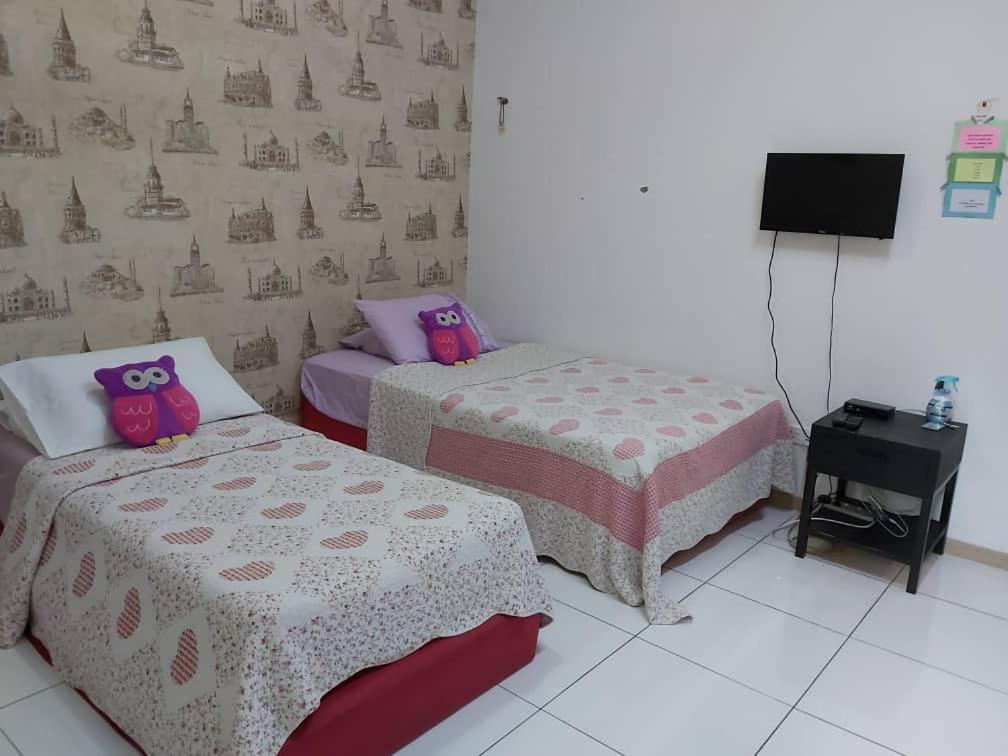 Vista Alam Roomstay Homestay Shah Alam Buitenkant foto