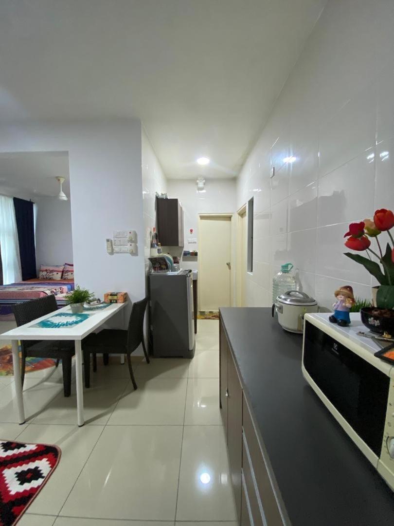 Vista Alam Roomstay Homestay Shah Alam Buitenkant foto