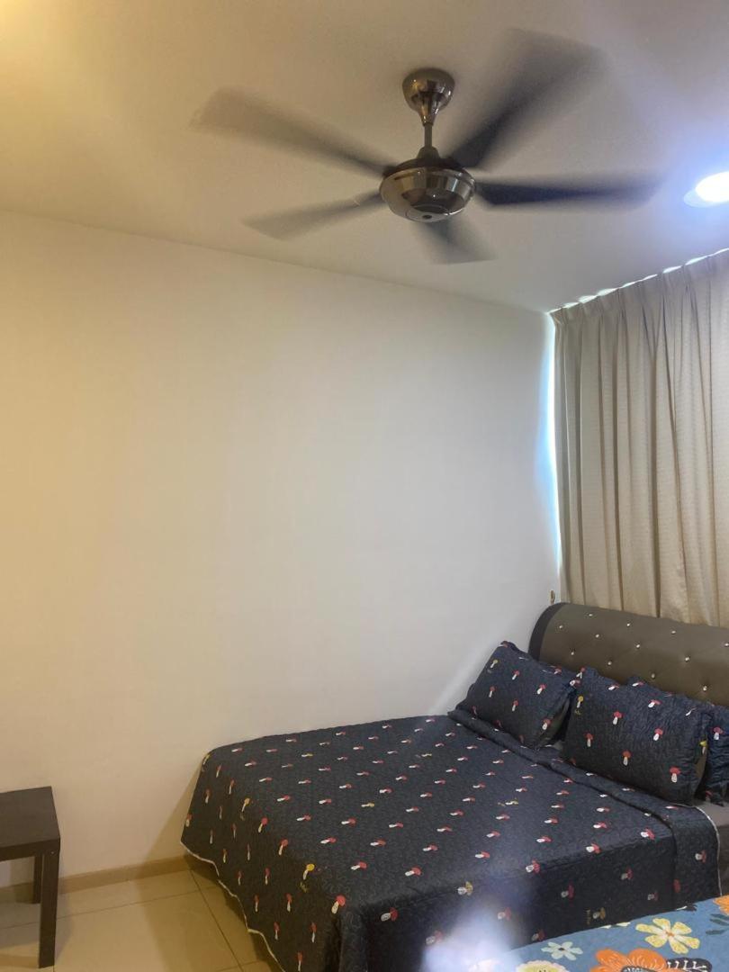 Vista Alam Roomstay Homestay Shah Alam Buitenkant foto