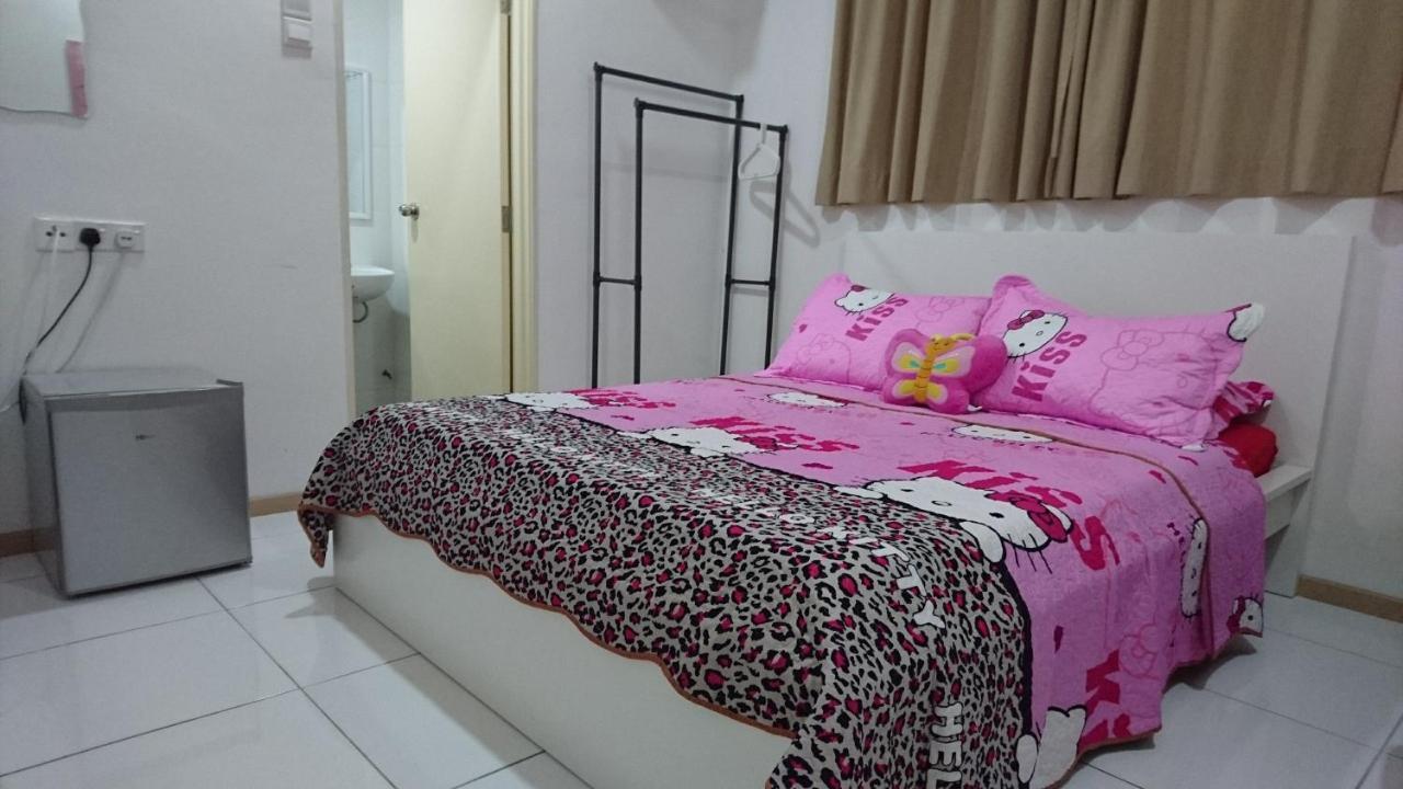 Vista Alam Roomstay Homestay Shah Alam Buitenkant foto